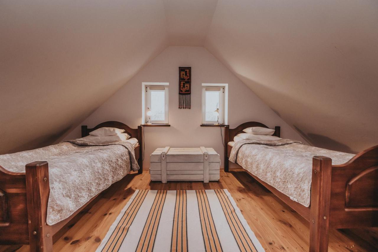 Sady Blotnica Dom Goscinny Prusy  Exteriér fotografie